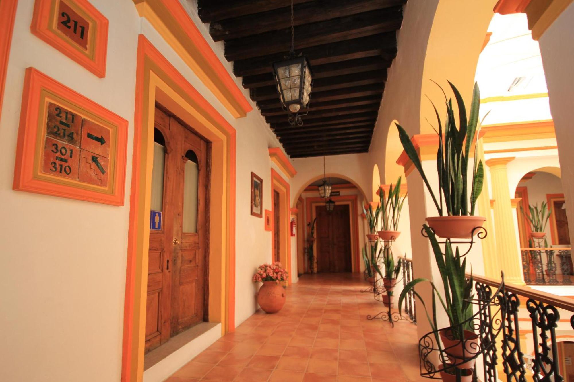 Hotel Ciudad Real Centro Historico San Cristóbal de Las Casas Extérieur photo